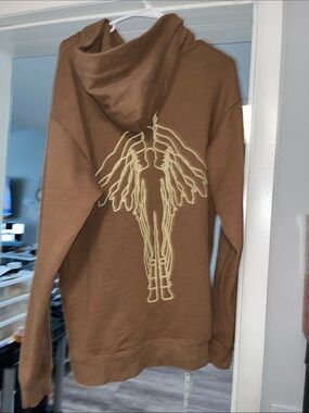 EUC lightly distressed mauve Brown Graphic Pullover Hoodie - Almost SomeDay XL
